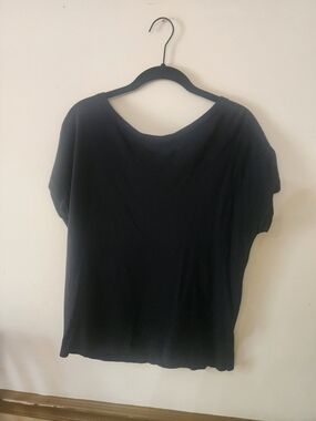 LOFT Black Short Sleeve Scoop Neck Tee With Criss Cross Back Design